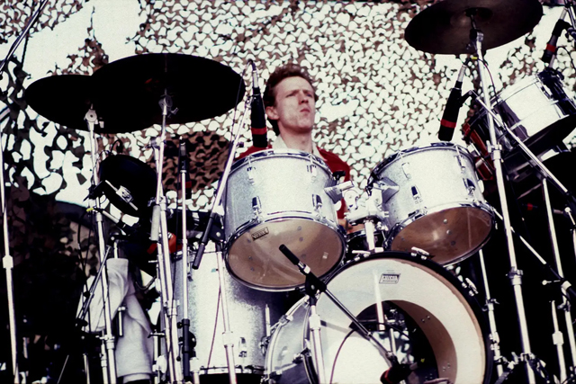 Terry Chimes　Photo by Ebet Roberts/Redferns