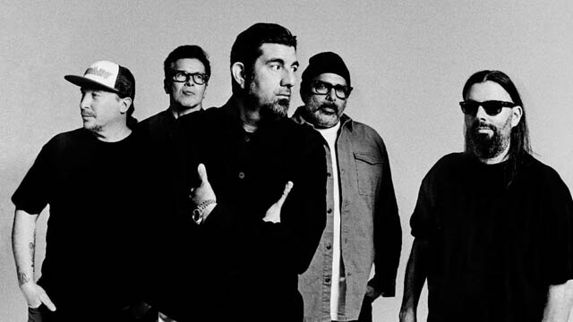 Deftones, photo by Jimmy Fontaine