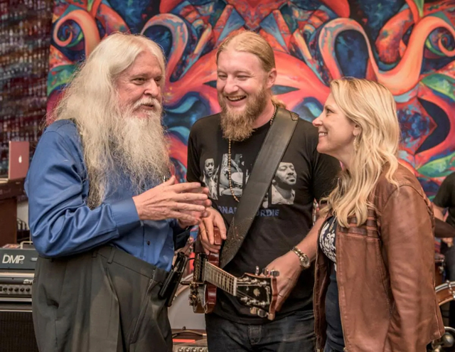 Susan Tedeschi, Derek Trucks and Leon Russell, photo by Linda Wolf