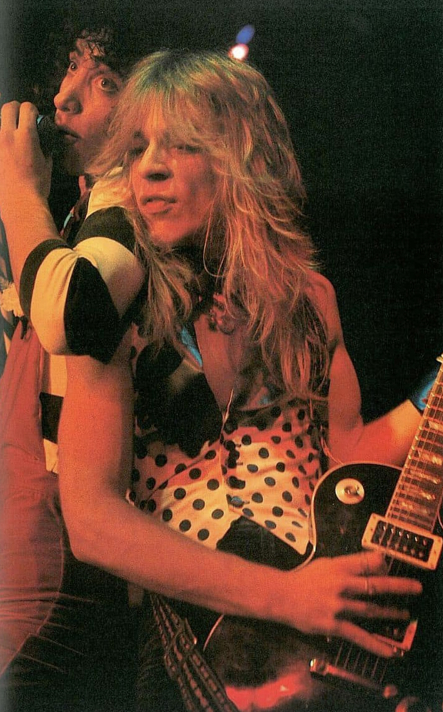 LPレコード　クワイエット・ライオット　ランディ・ローズ 51WWDKfJDiL._UF350,350_QL50_.jpg