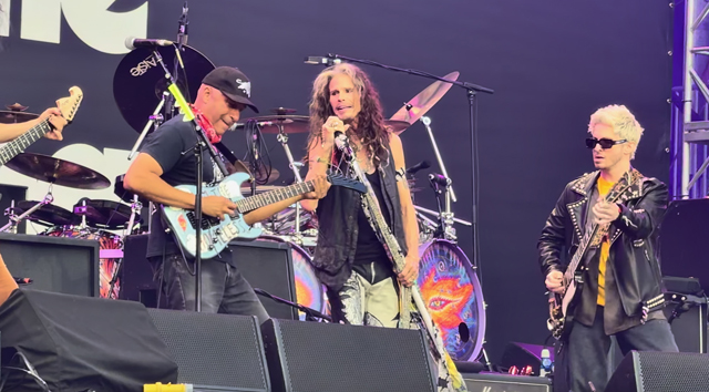 Tom Morello and Steven Tyler (07.05.2025 Back to the Beginning)　