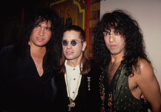 Gene Simmons, Ozzy Osbourne and Paul Stanley in Los Angeles in October 1991. (c) Vinnie Zuffante/Getty