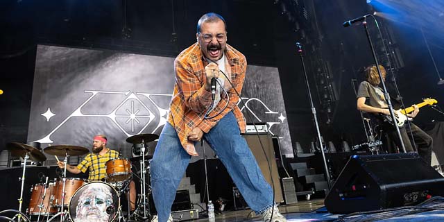 Foxing (Jeff Hahne/Getty Images)