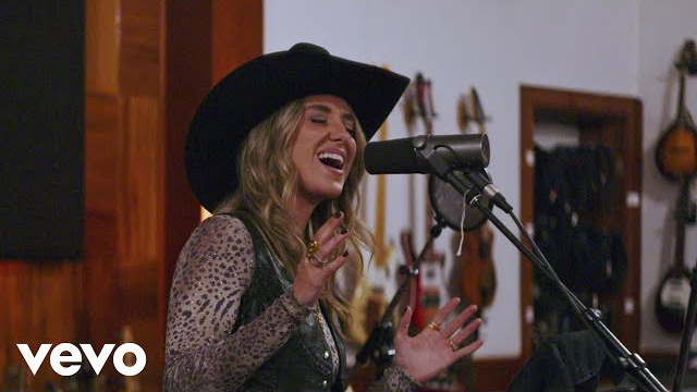 Aerosmith, YUNGBLUD, Lainey Wilson - Wild Woman (featuring Lainey Wilson)