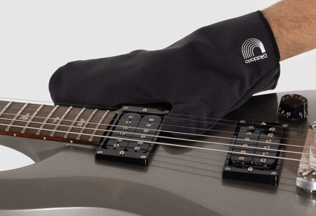 D'Addario - Micro-Fiber Polish Mitt